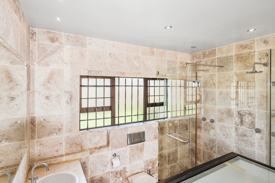 4 Bedroom Property for Sale in Beacon Bay Eastern Cape